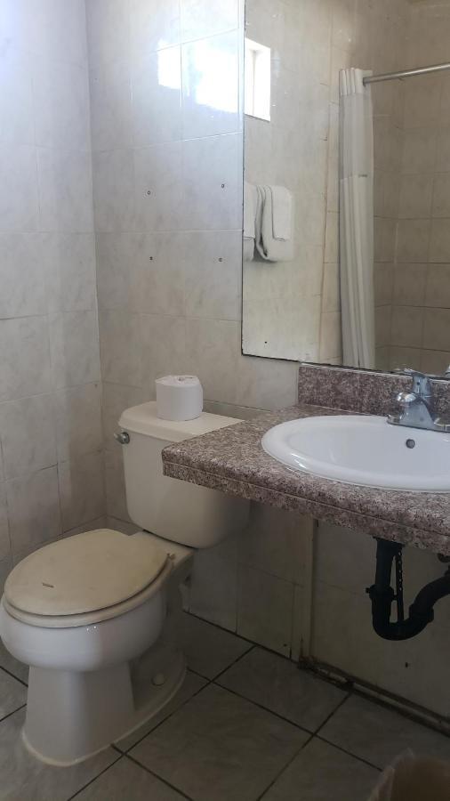 Eagle Inn Motel Long Beach Dış mekan fotoğraf